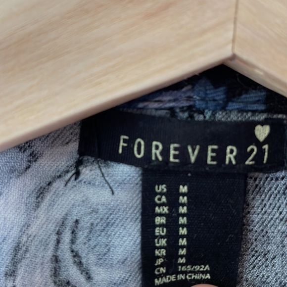 FOREVER 21 Open Floral Cardigan - Picture 3 of 4